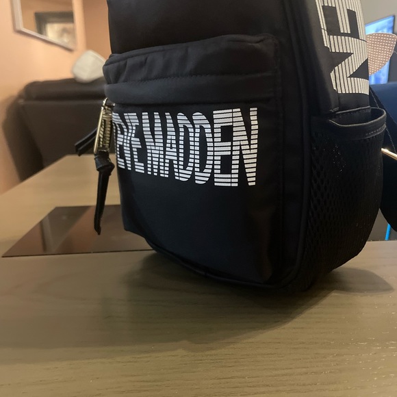 Small backpack - Picture 3 of 8